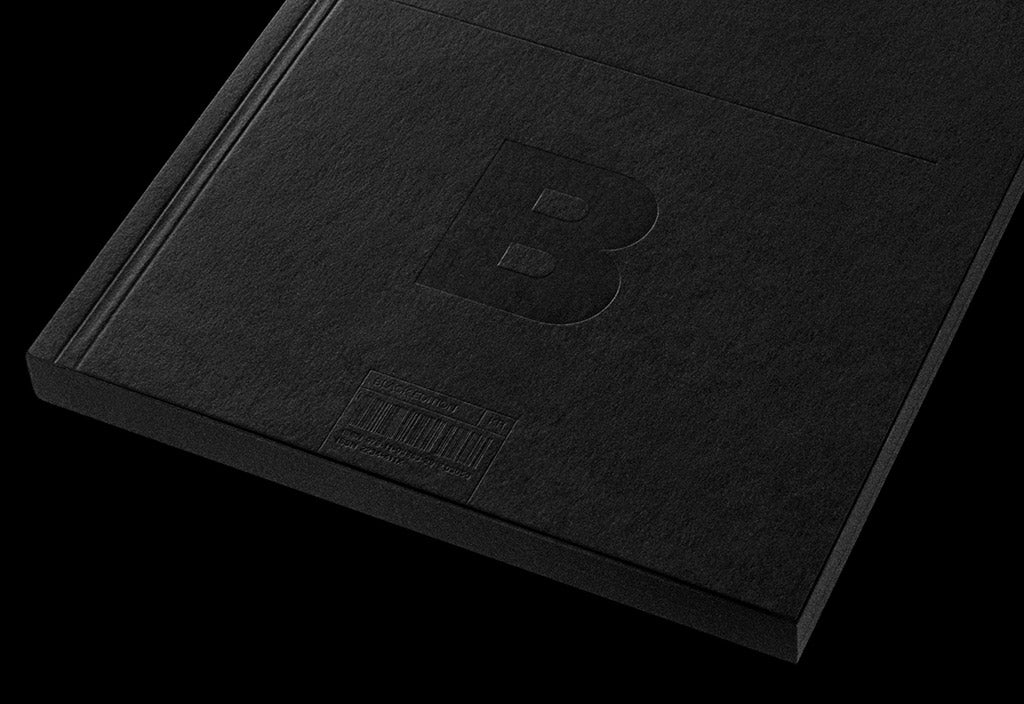 Magazine B – Issue 100: Magazine B – Limited Black Edition, side view